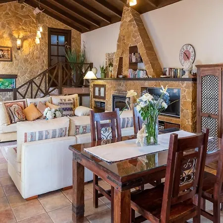 Villa Maravilla Con Piscina Climatizada Villaverde (Fuerteventura)
